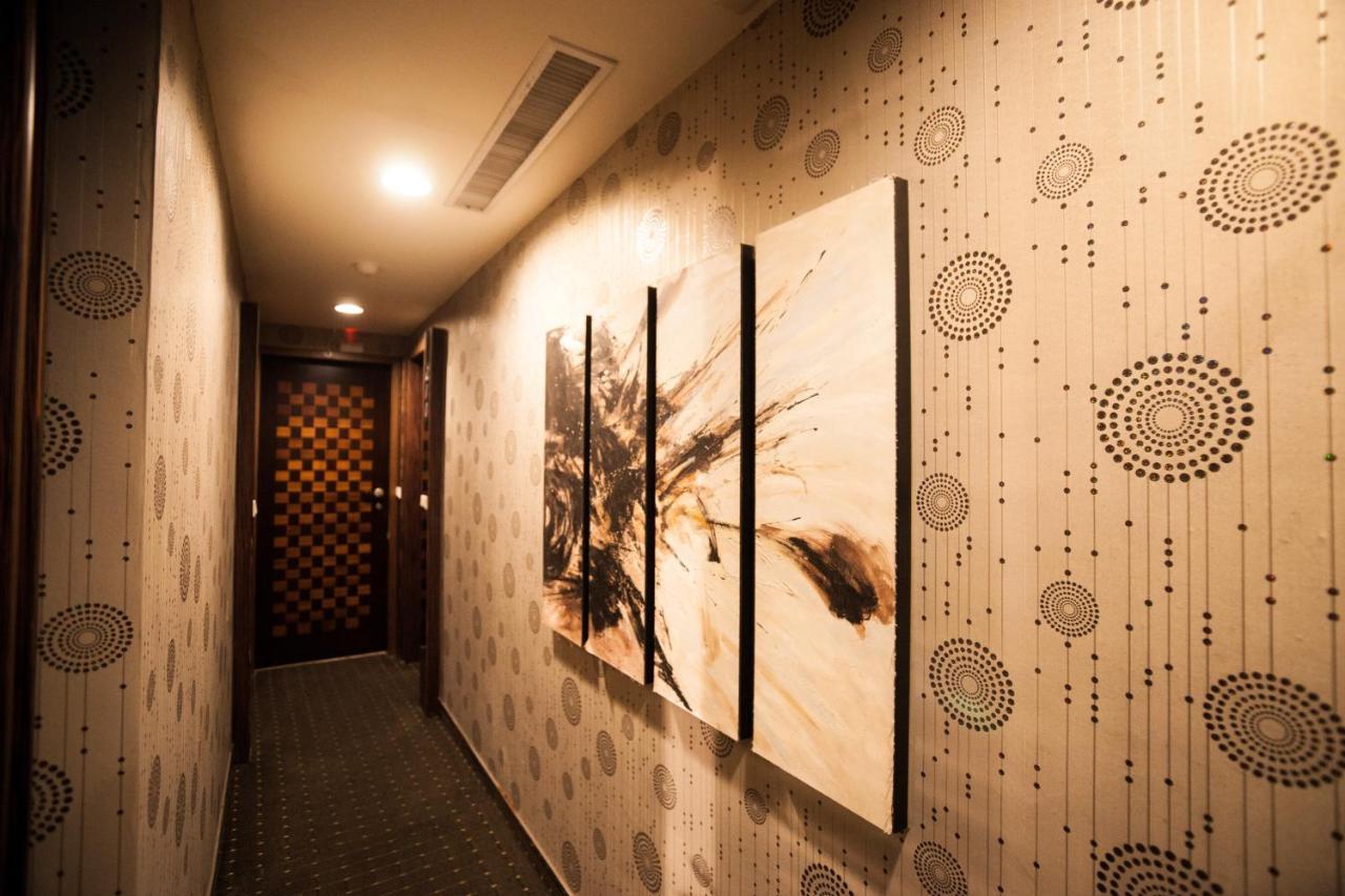 Love Hotel Pingtung Екстер'єр фото